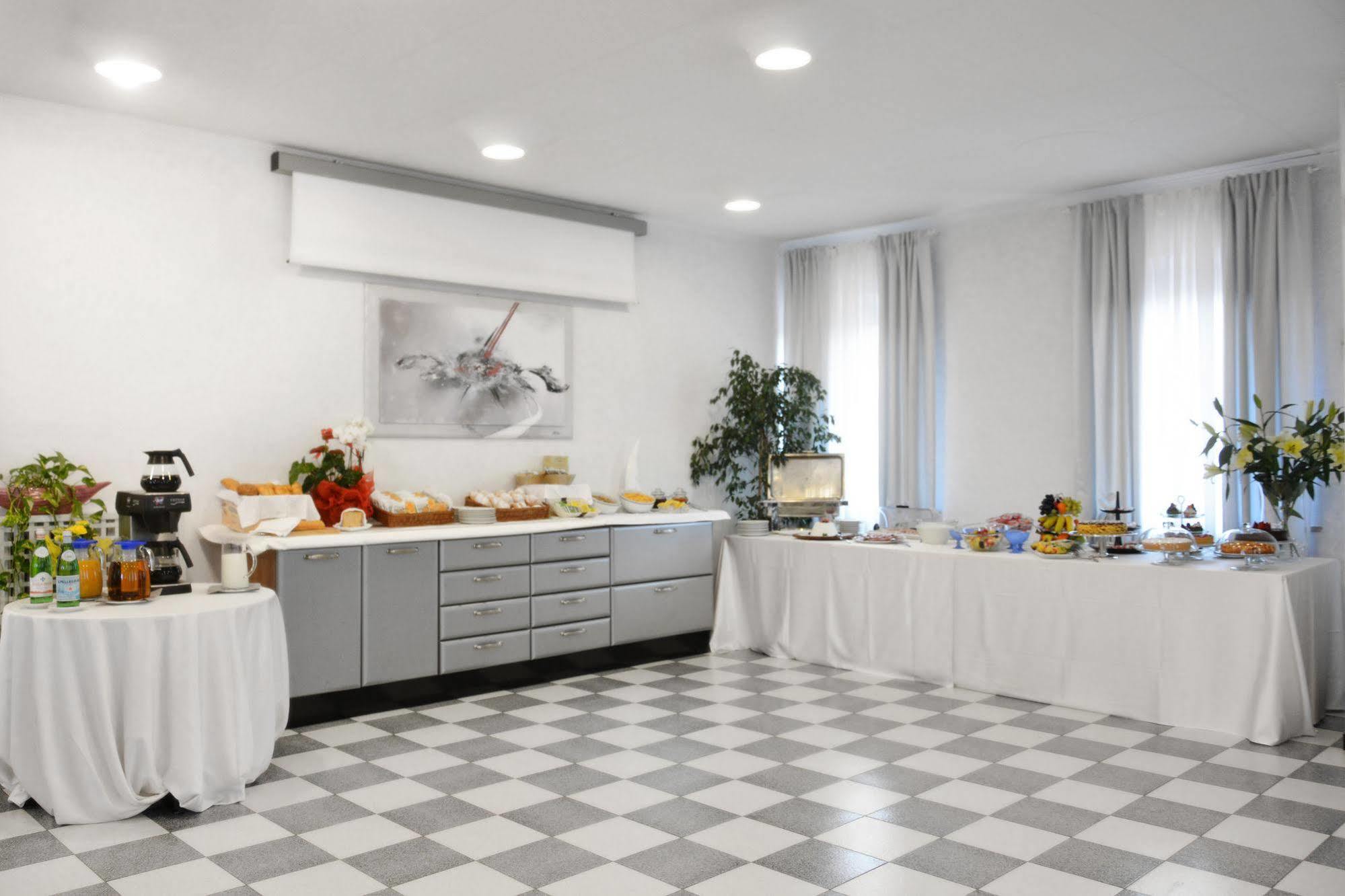 Hotel Oceano Peschiera del Garda Exteriér fotografie